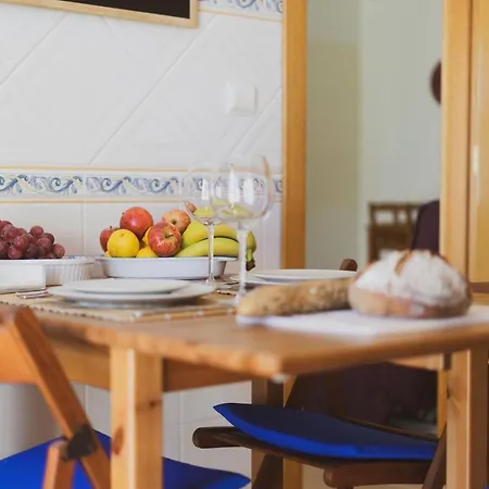 12 - Baleal Surf Daire *