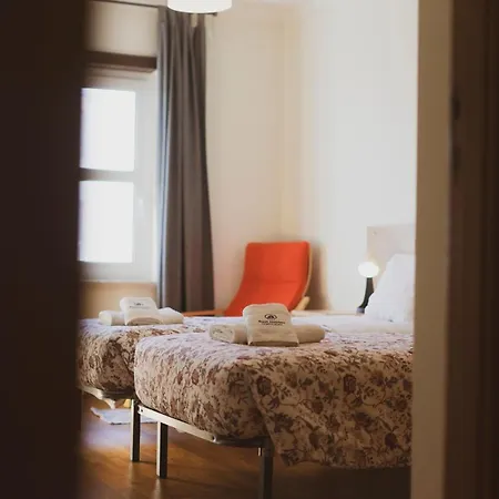 12 - Baleal Surf Daire *